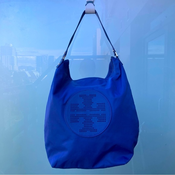 Tory Burch Handbags - TORY BURCH Large Logo Front Nylon Canvas Pockets  Lined Medium Large Tote